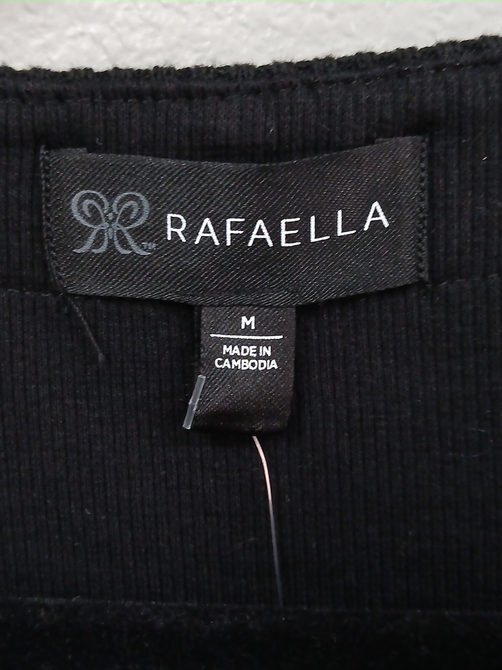 NWT RAFAELLA V Neck Ribbed Black Sweater Size Medium - Picture 3 of 7